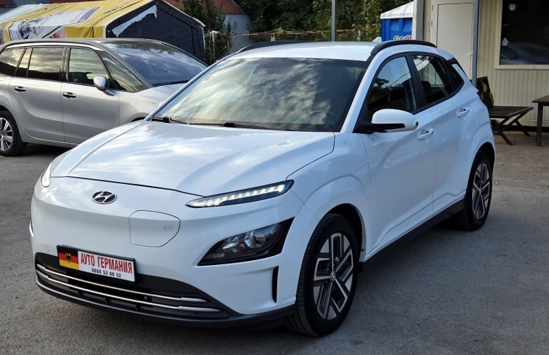 Hyundai Kona 64Kwh/32хил КМ/ЗАВЕРЕНА СЕРВИЗНА КНИЖКА, снимка 6 - Автомобили и джипове - 52648900
