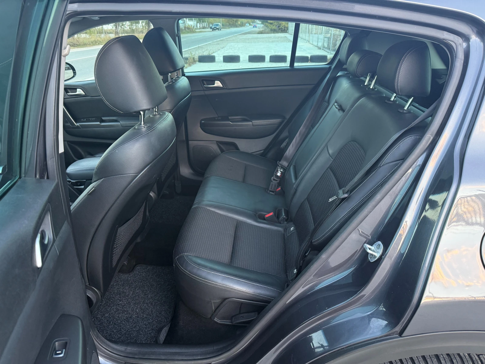 Kia Sportage 1.7 CRDI Навигация/Панорама/Keyless/Лизинг - изображение 10