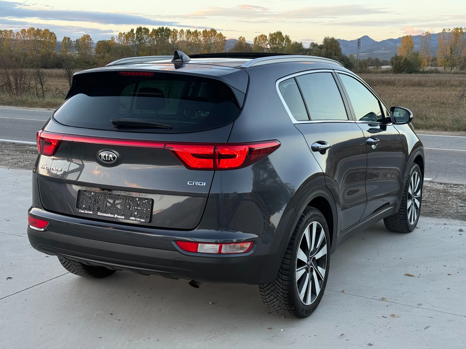 Kia Sportage 1.7 CRDI Навигация/Панорама/Keyless/Лизинг - изображение 4