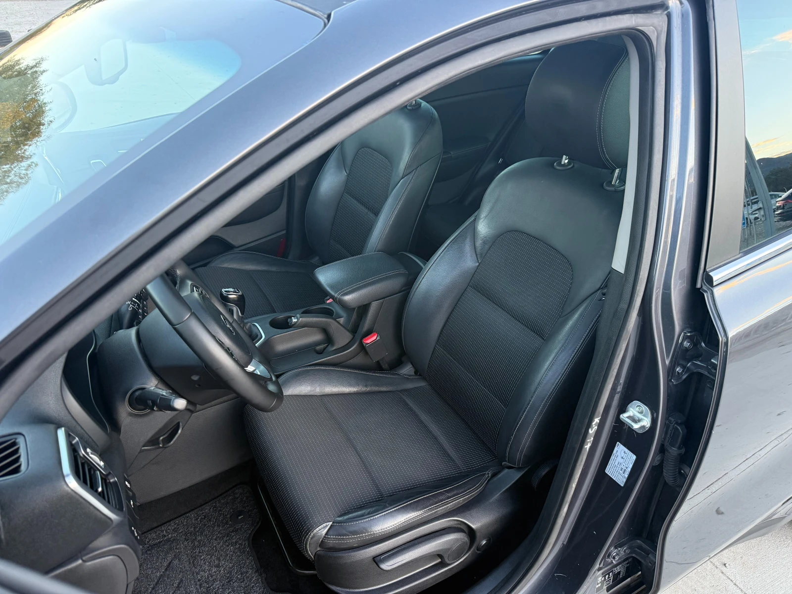 Kia Sportage 1.7 CRDI Навигация/Панорама/Keyless/Лизинг - изображение 9