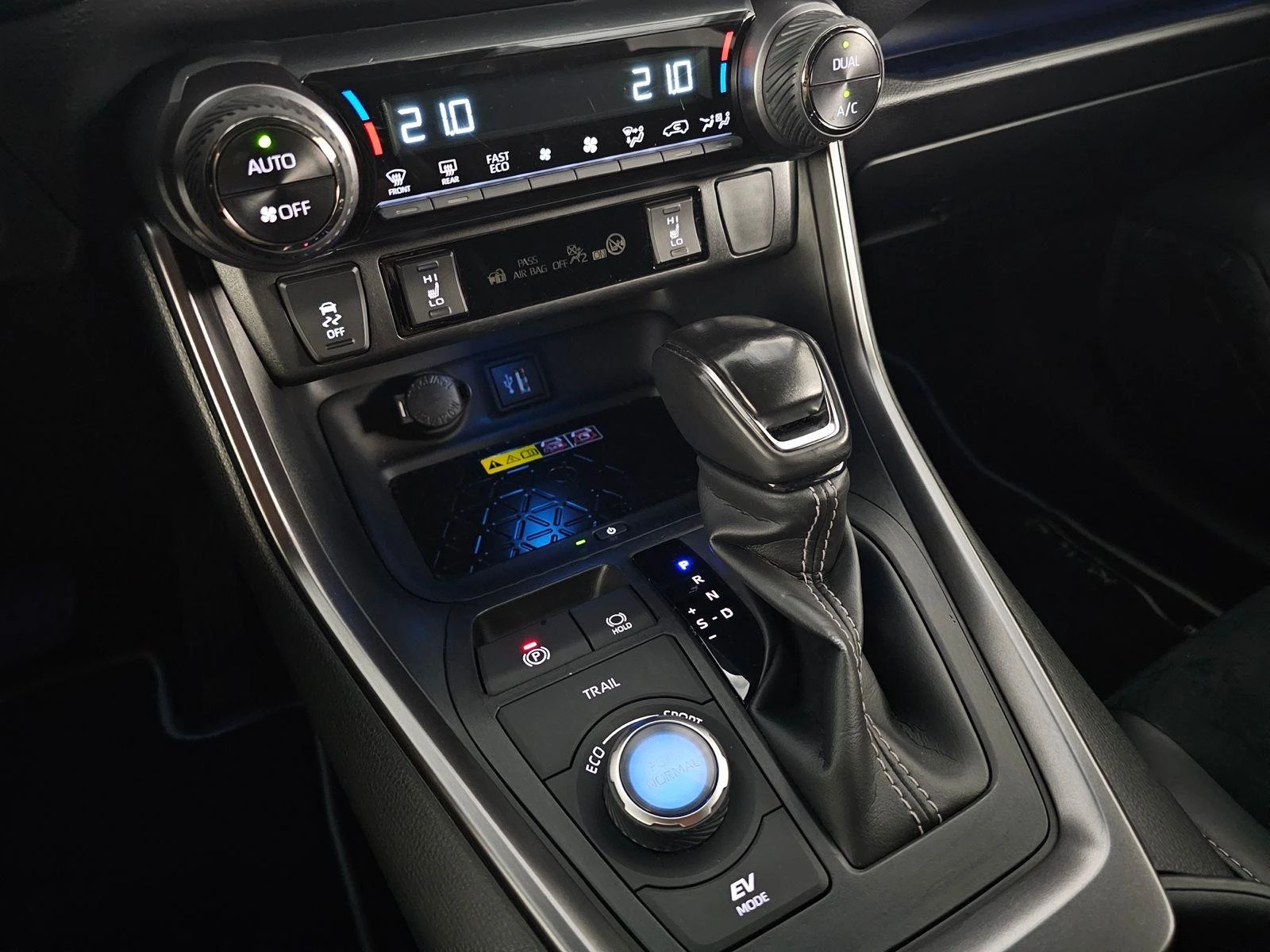 Toyota Rav4 2.5 HEV GR SPORT  4x4 | 360º  | TOP  | Mobile.bg   10