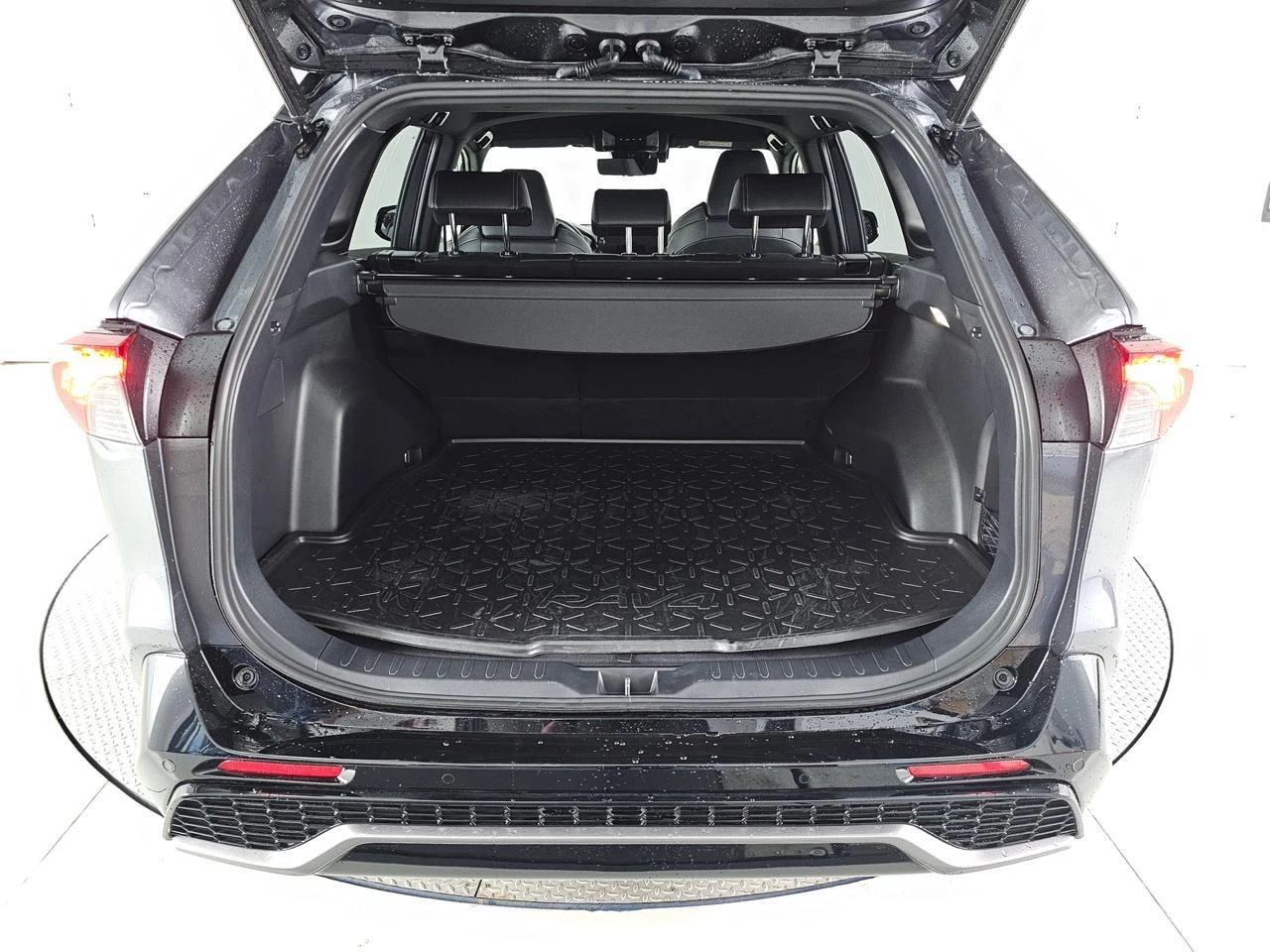 Toyota Rav4 2.5 HEV GR SPORT  4x4 | 360º  | TOP  | Mobile.bg   13