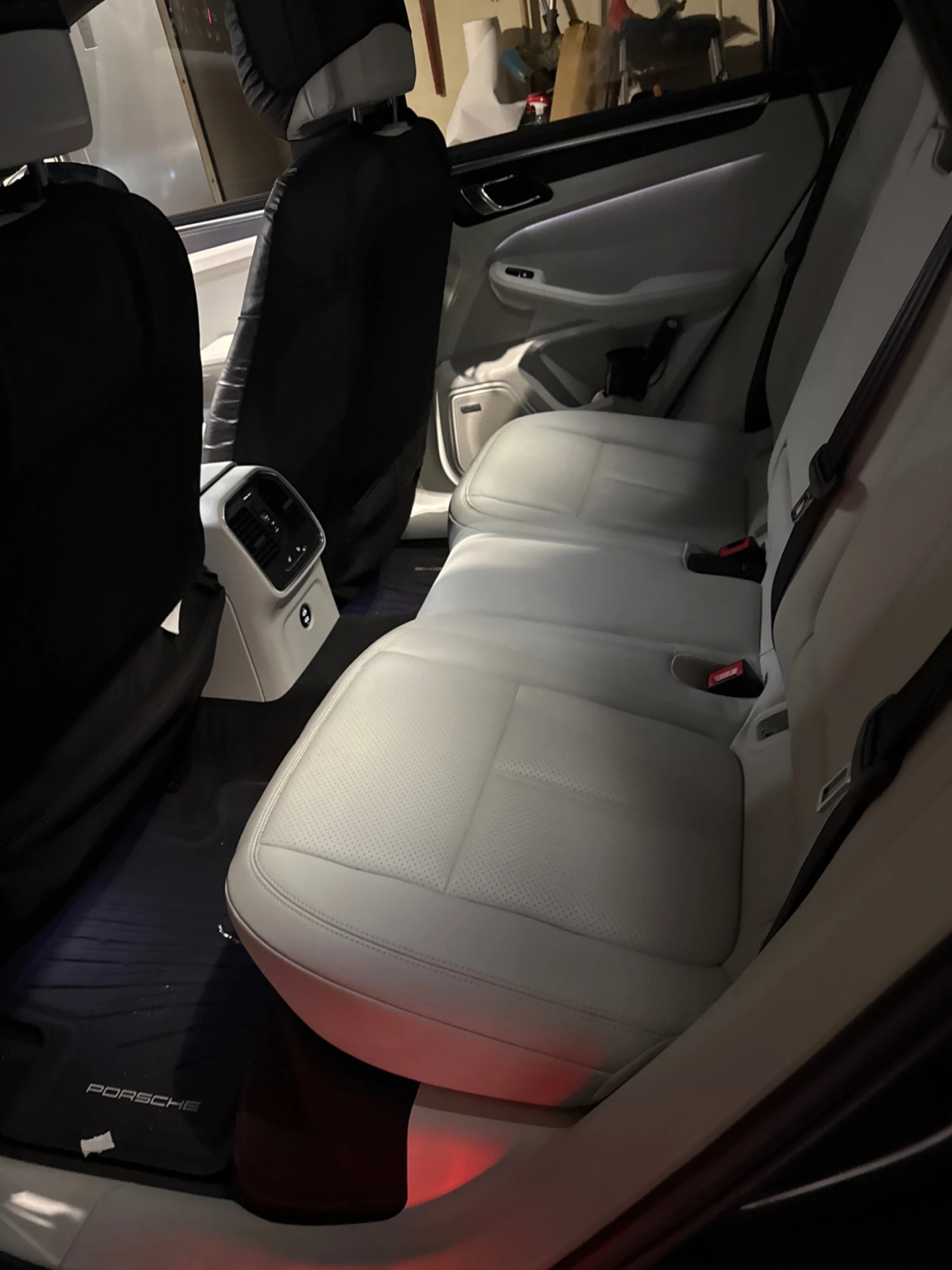 Porsche Macan GTS* CARFAX* АВТОФИНАНС БЕЗ ПЪРВОНАЧАЛНА ВНОСКА - изображение 7