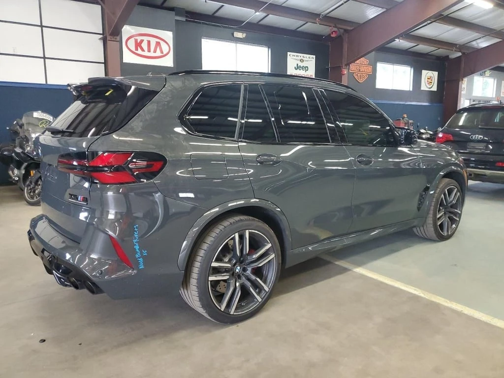 BMW X5 * M COMPETITION * CARFAX * БЕЗ ПЪРВОНАЧАЛНА ВНОСКА - изображение 3