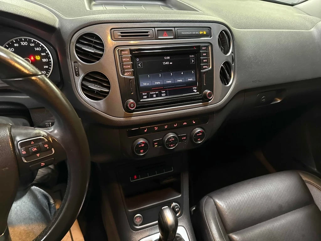 VW Tiguan * Comfortline * CARFAX *    | Mobile.bg   9