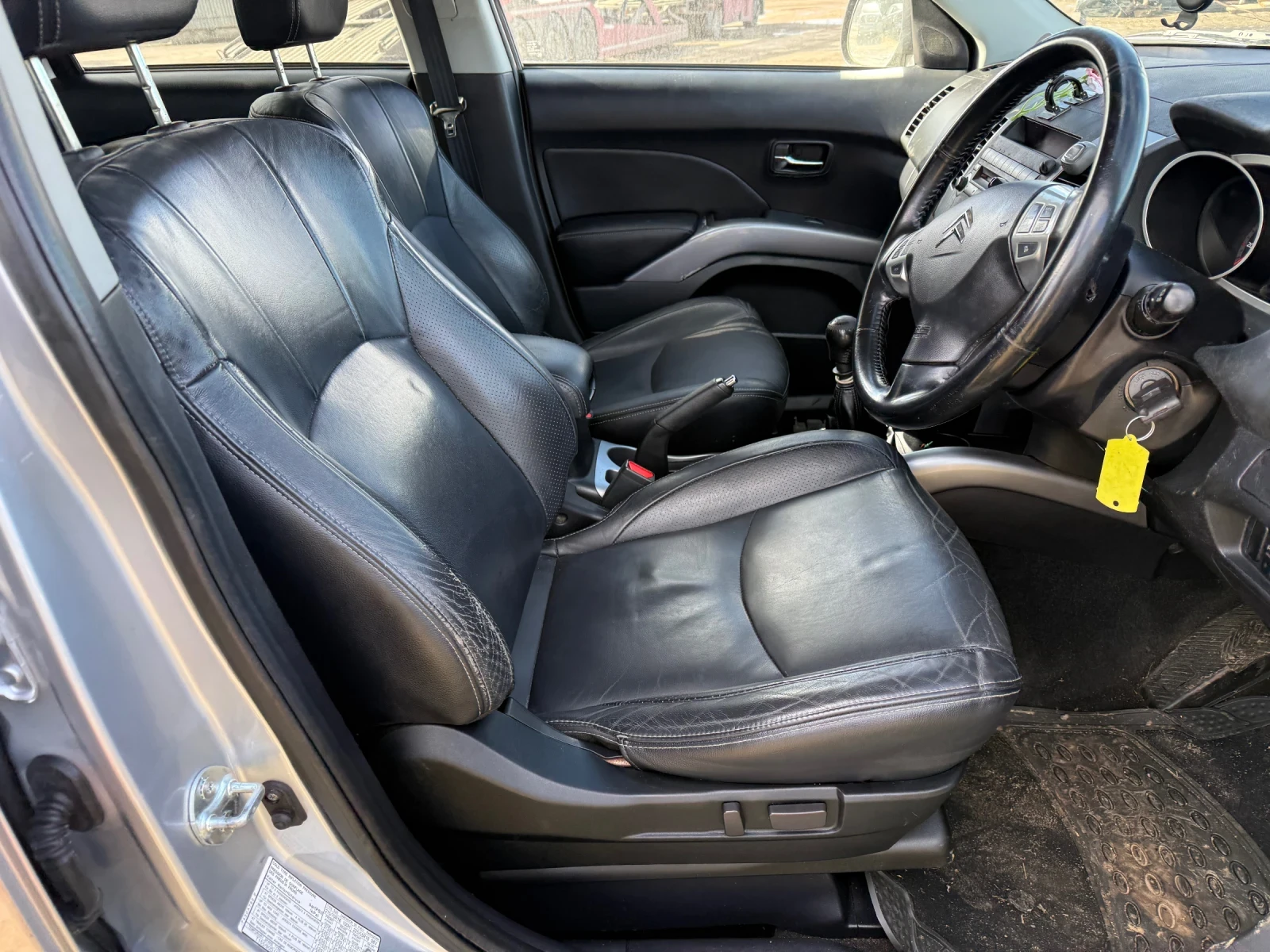 Citroen C-Crosser 2.2 hdi  - изображение 8