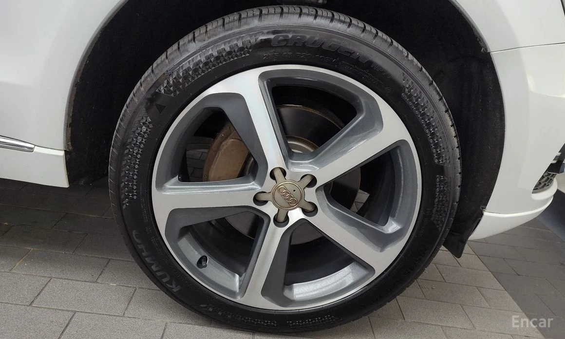 Audi Q5, снимка 5 - Автомобили и джипове - 53809162