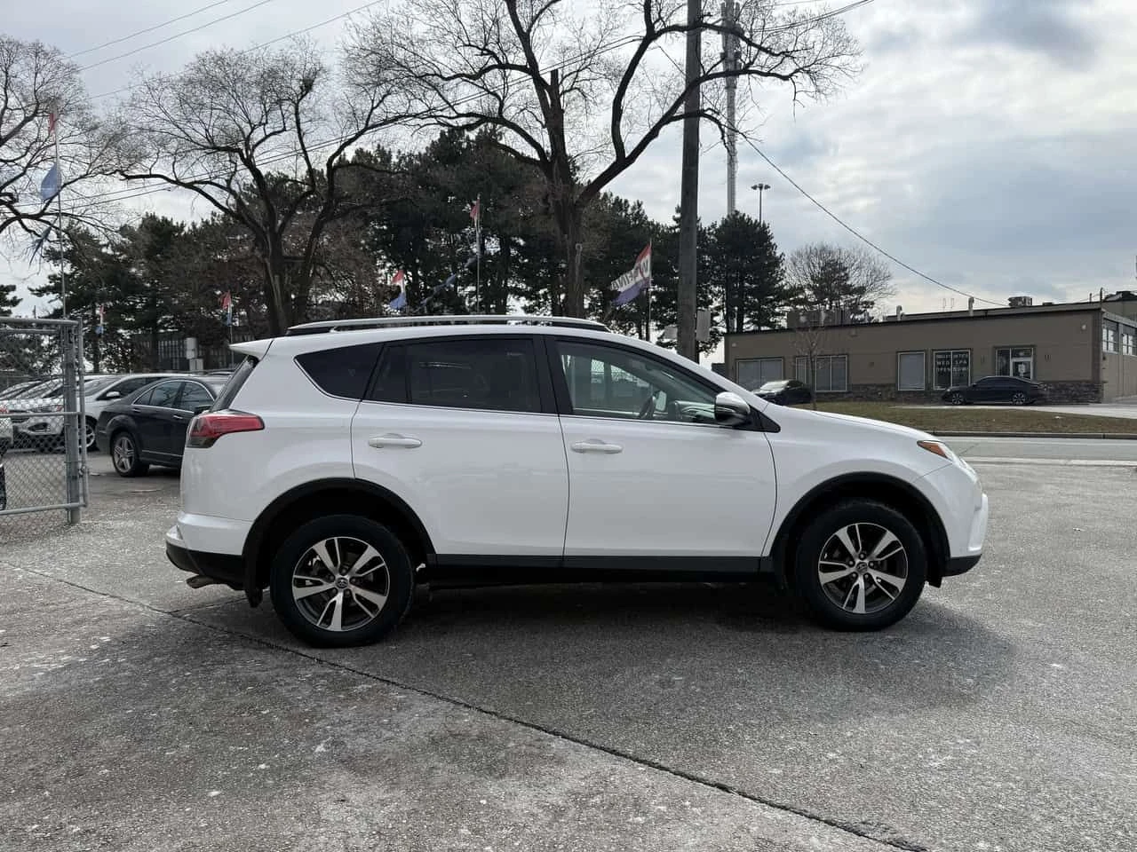 Toyota Rav4 * LE * CARFAX * ���� �� �� | Mobile.bg � ����������� 9