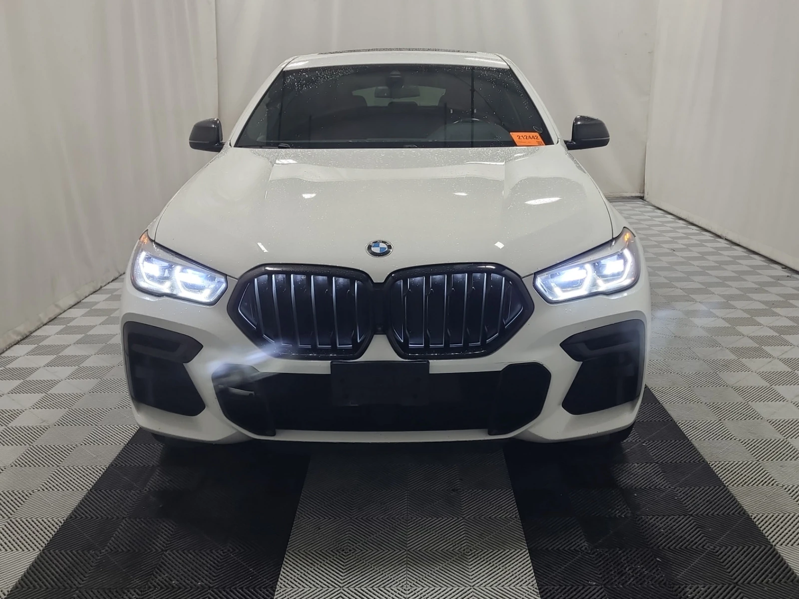 BMW X6 M50I * * CARFAX * * АВТО КРЕДИТ * * , снимка 2 - Автомобили и джипове - 53977028
