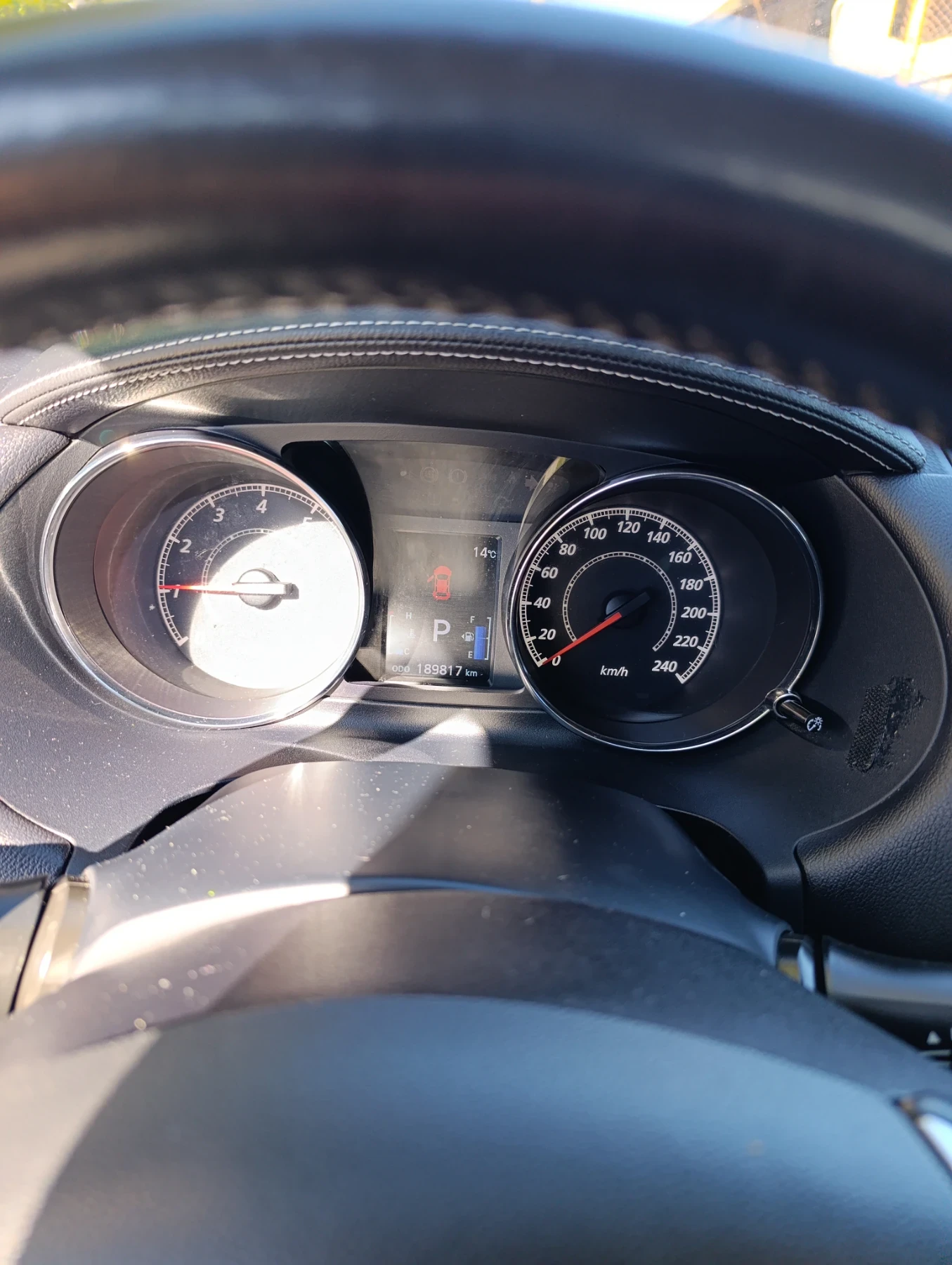 Mitsubishi Outlander, снимка 10 - Автомобили и джипове - 53985054