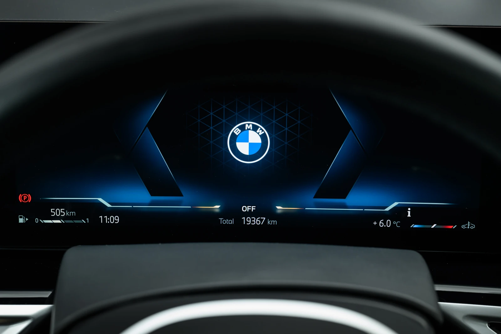 BMW X6 xDrive40d M Sport ФАБРИЧНА ГАРАНЦИЯ до 07.2027 г! , снимка 10 - Автомобили и джипове - 53986782