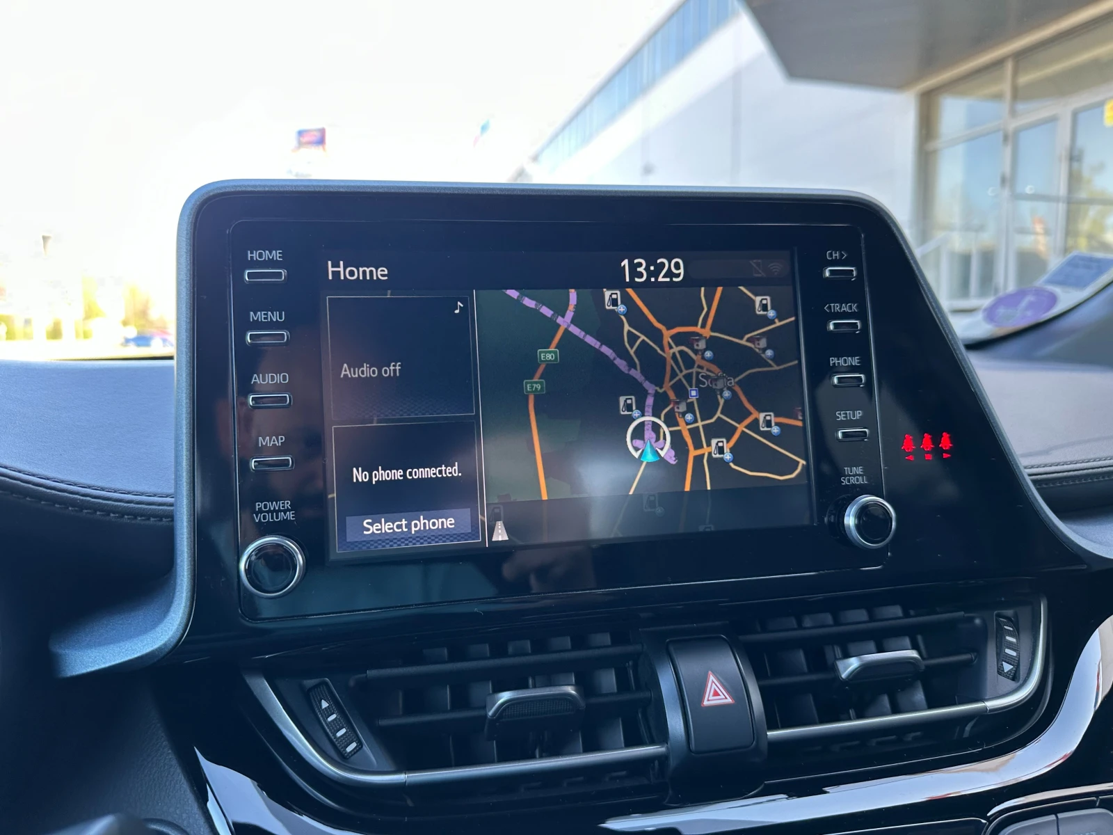 Toyota C-HR 2.0 hybrid/Facelift, снимка 14 - Автомобили и джипове - 54338326