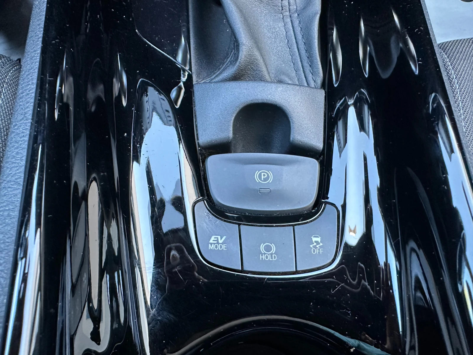 Toyota C-HR 2.0 hybrid/Facelift, снимка 16 - Автомобили и джипове - 54338326