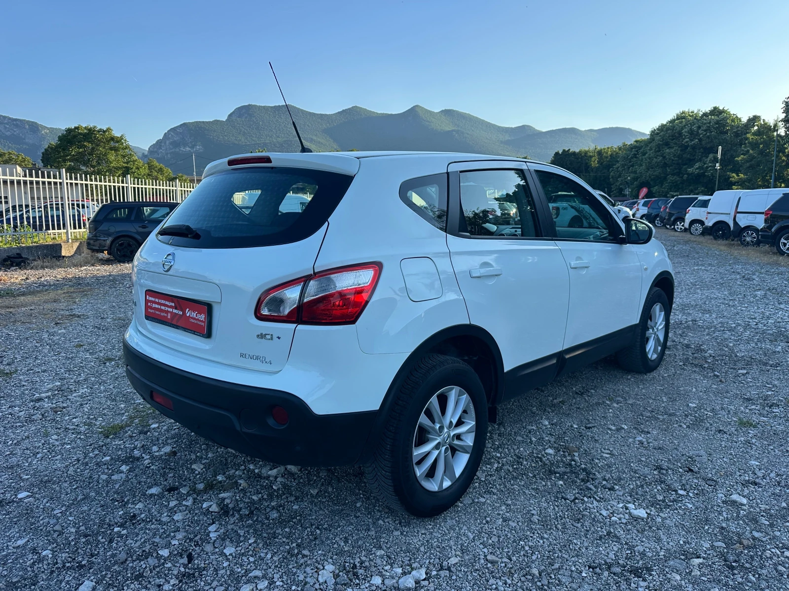 Nissan Qashqai 2.0DCI 150kc AUTOMAT  4x4 ITALIA, снимка 3 - Автомобили и джипове - 54711008