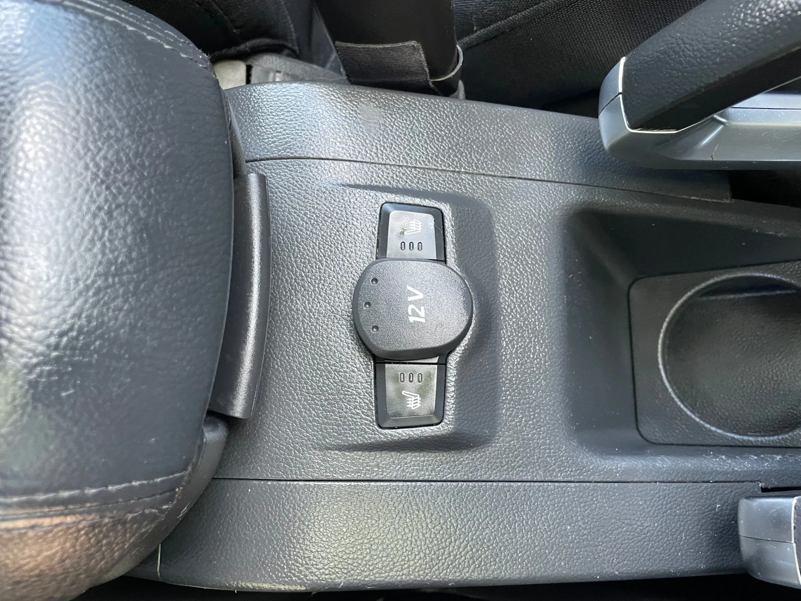 Opel Antara 2.4LPG 4X4, снимка 11 - Автомобили и джипове - 54712518