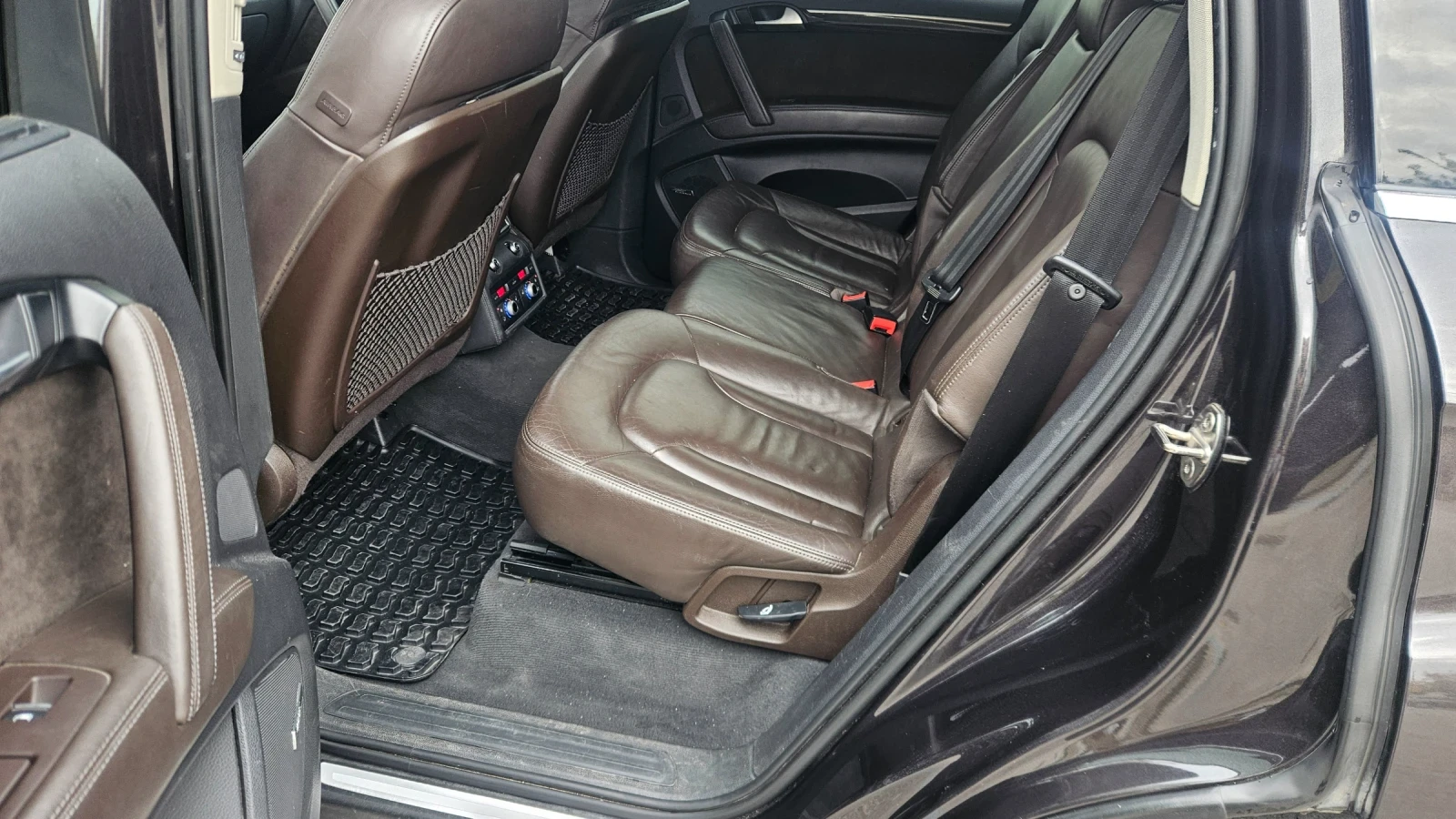 Audi Q7, снимка 9 - Автомобили и джипове - 56679597