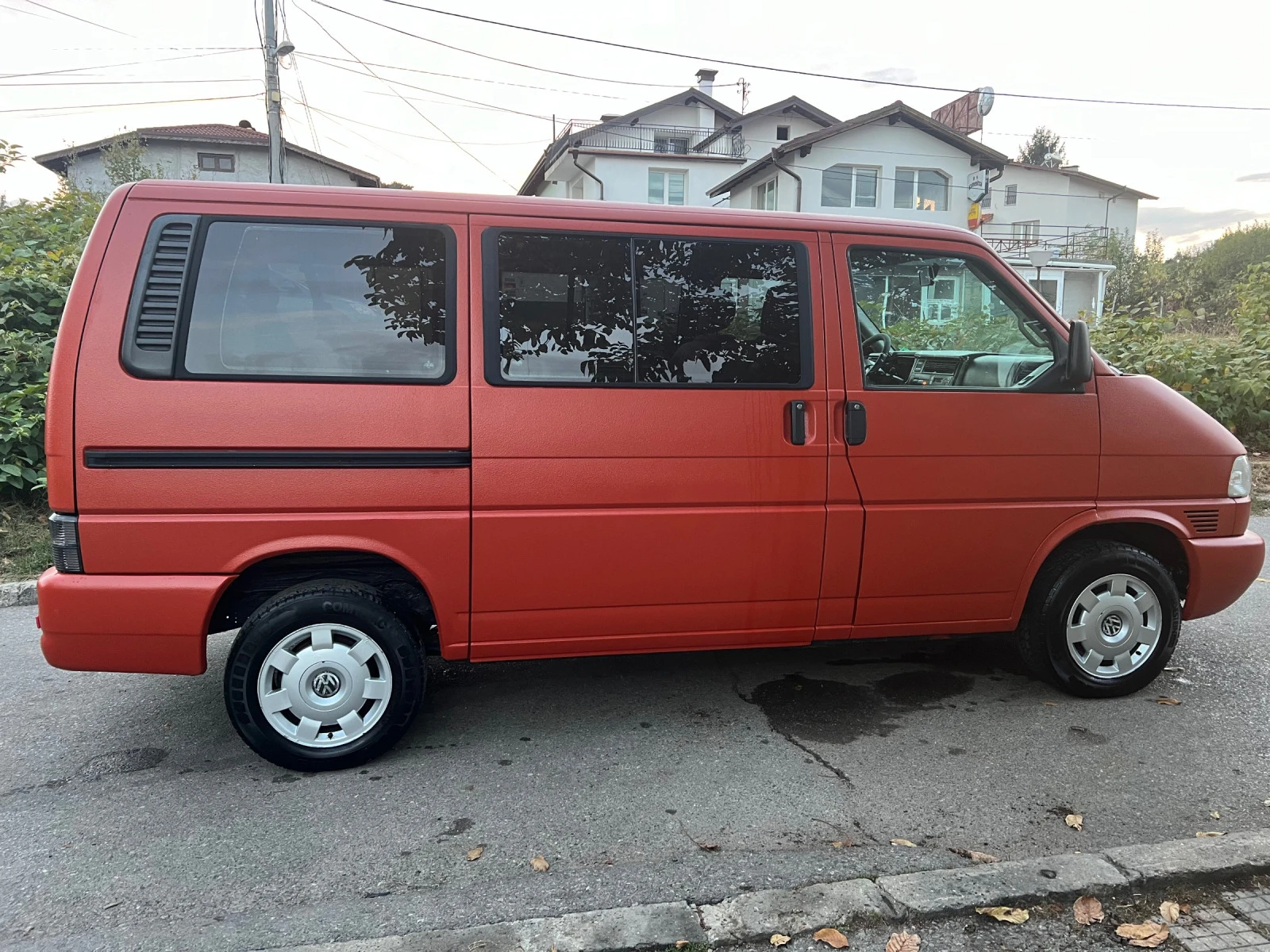 VW Multivan 2.5TDI-102КС-MULTIVAN-НОВ ВНОС -ШВЕЙЦАРИЯ - изображение 5