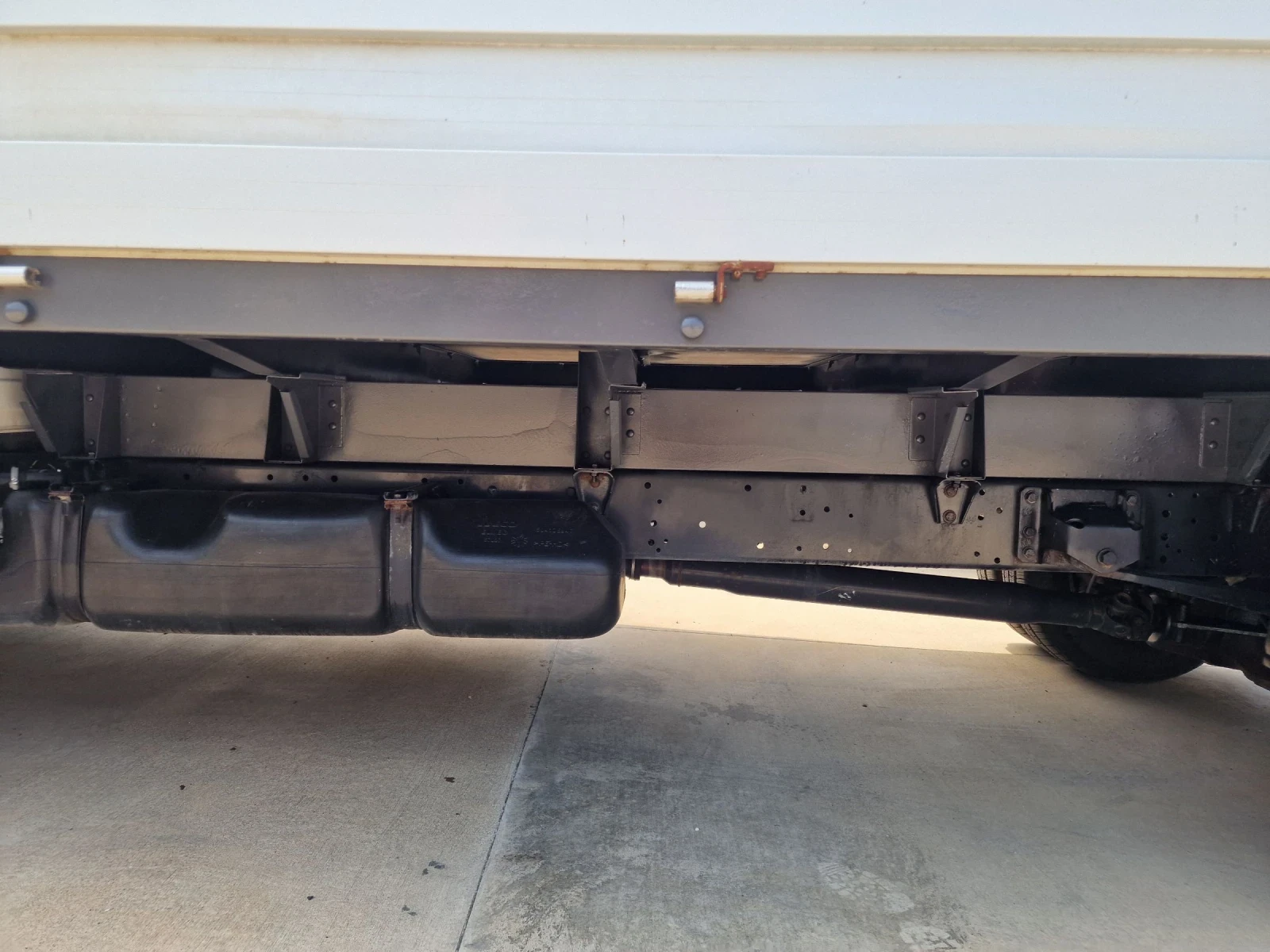Iveco 65c15 72с18 клима 4.95м 3.0HPI - изображение 8
