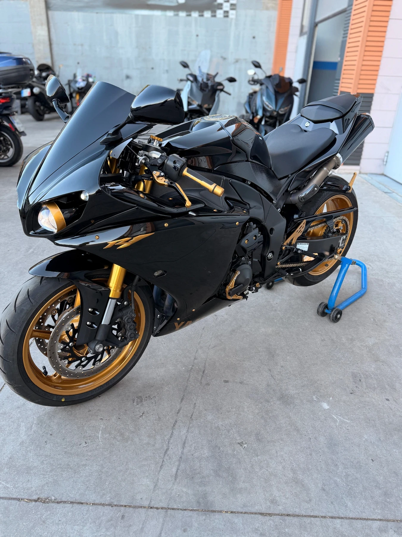 Yamaha YZF-R1 R1 BigBang , снимка 6 - Мотоциклети и мототехника - 55631571