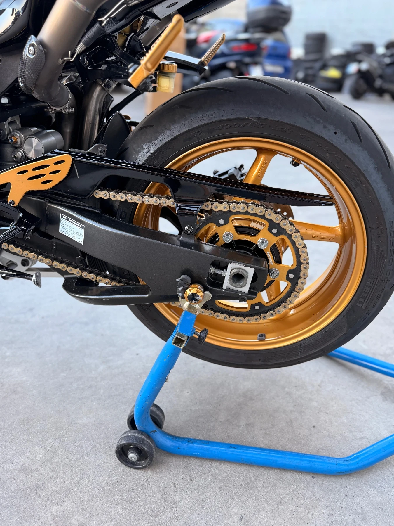 Yamaha YZF-R1 R1 BigBang , снимка 7 - Мотоциклети и мототехника - 55631571