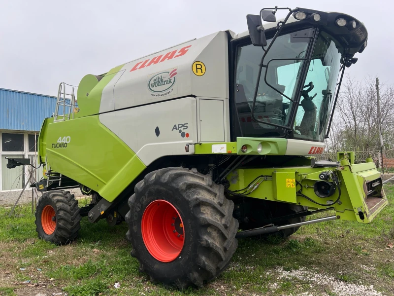 Комбайн Claas  TUCANO 440, снимка 3 - Селскостопанска техника - 52453167
