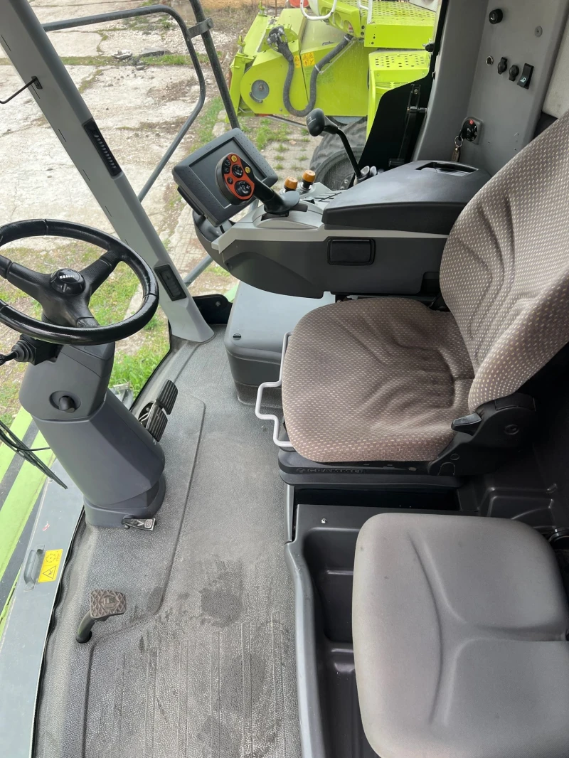 Комбайн Claas  TUCANO 440, снимка 6 - Селскостопанска техника - 52453167