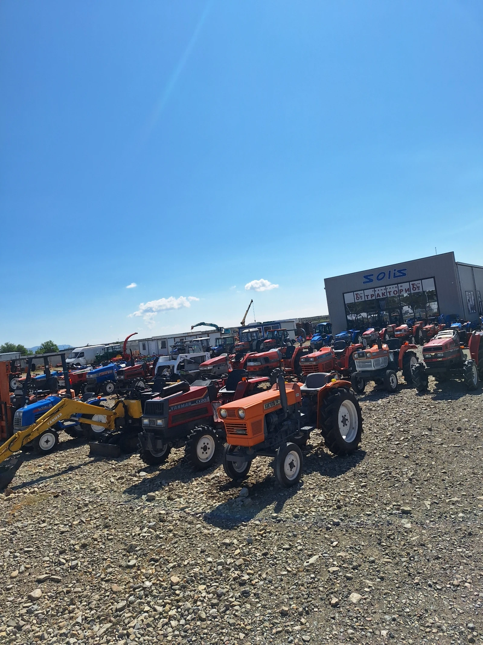 Трактор Kubota, снимка 9 - Селскостопанска техника - 55661514