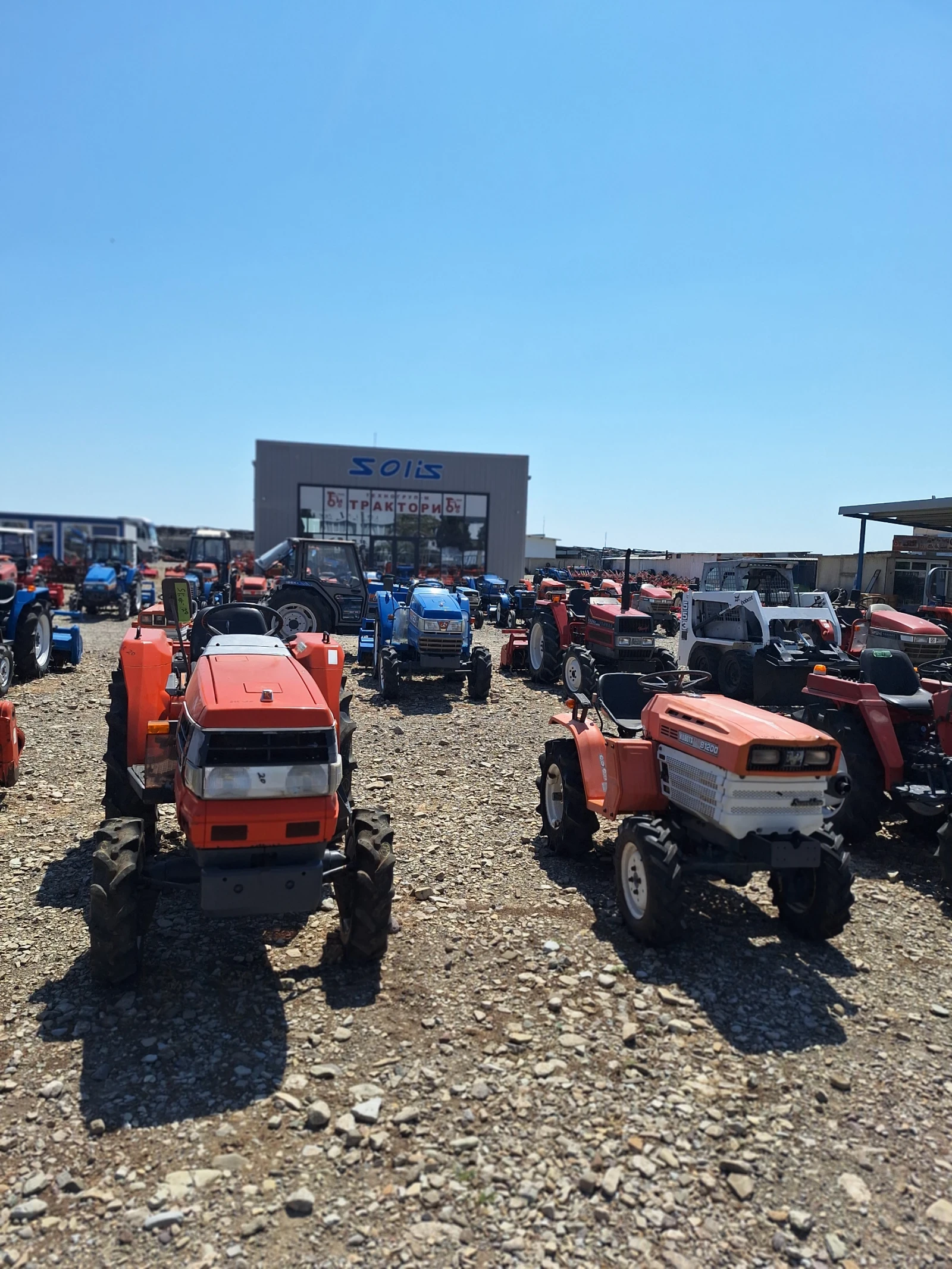 Трактор Kubota, снимка 8 - Селскостопанска техника - 55661514
