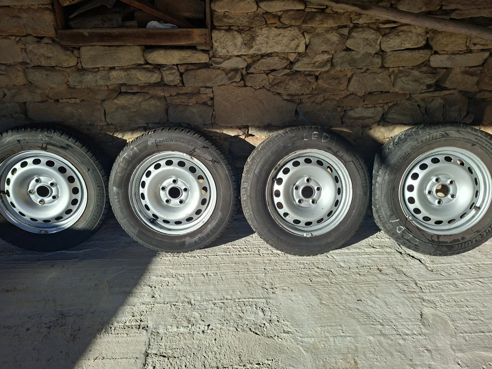 Гуми с джанти Continental 195/65R15