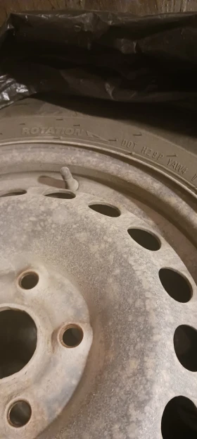 Гуми с джанти Kumho 195/65R15, снимка 2 - Гуми и джанти - 48255587