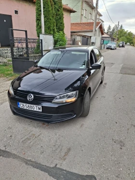 VW Jetta Седан , снимка 1