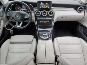 Mercedes-Benz C 300 4MATIC/AMG PACK/BURMESTER/SUNROOF/KEYLESS/LED/, снимка 7