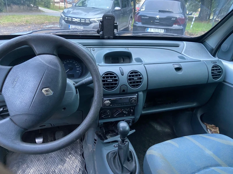 Renault Kangoo, снимка 7 - Автомобили и джипове - 47358767