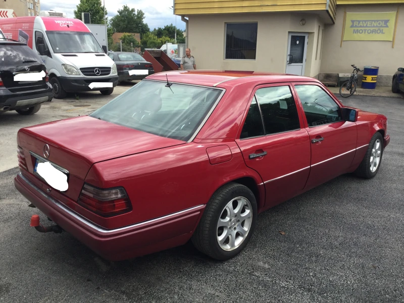 Mercedes-Benz E 250 D Klima, снимка 6 - Автомобили и джипове - 49200196