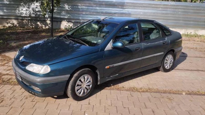 Renault Laguna, снимка 2 - Автомобили и джипове - 48426957