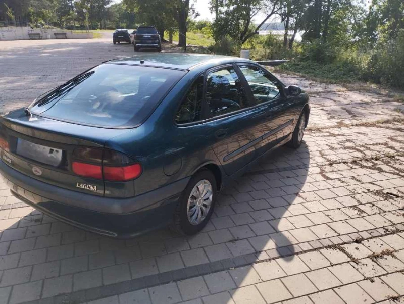 Renault Laguna, снимка 4 - Автомобили и джипове - 48426957