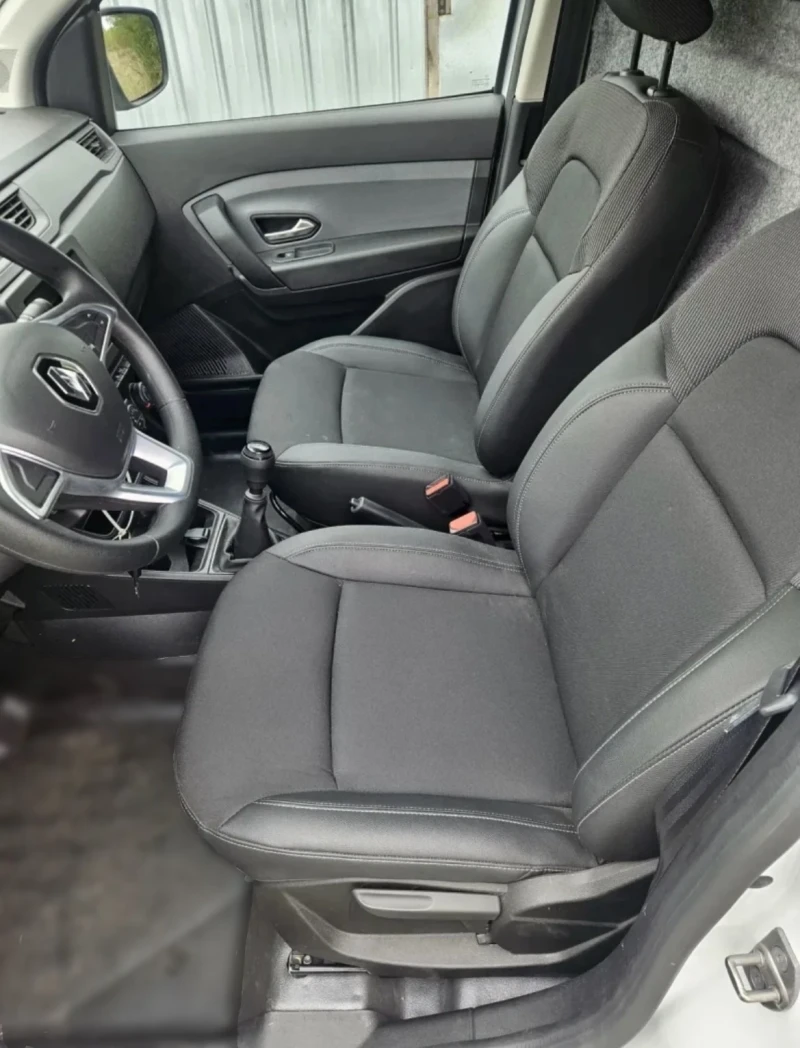 Renault Express 776km, снимка 7 - Автомобили и джипове - 52037418