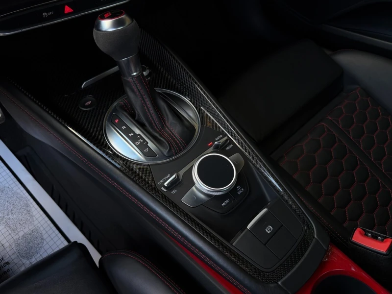 Audi Tt RS * * CARFAX * * АВТО КРЕДИТ * * , снимка 15 - Автомобили и джипове - 52729420