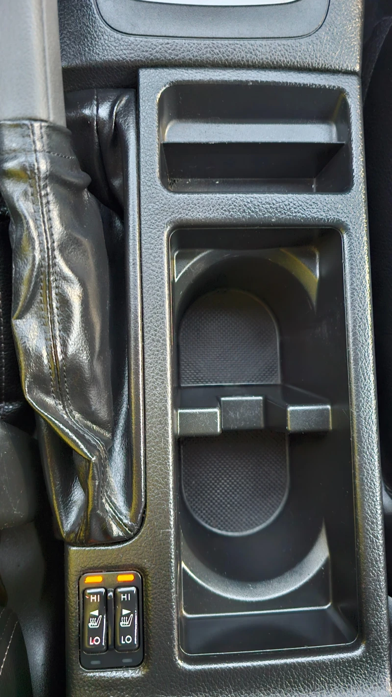 Subaru XV 2.0iAWD Cross Trek SWISS Kamera Navi, снимка 16 - Автомобили и джипове - 52738665