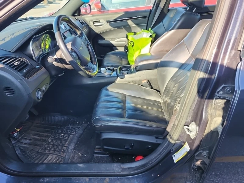 Chrysler 300c * 300S * CARFAX * ЦЕНА ДО БГ, снимка 8 - Автомобили и джипове - 52878312