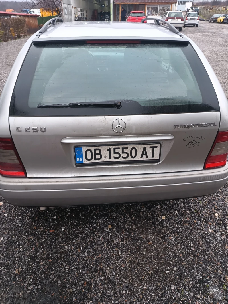 Mercedes-Benz C 250 201543, снимка 9 - Автомобили и джипове - 52958364