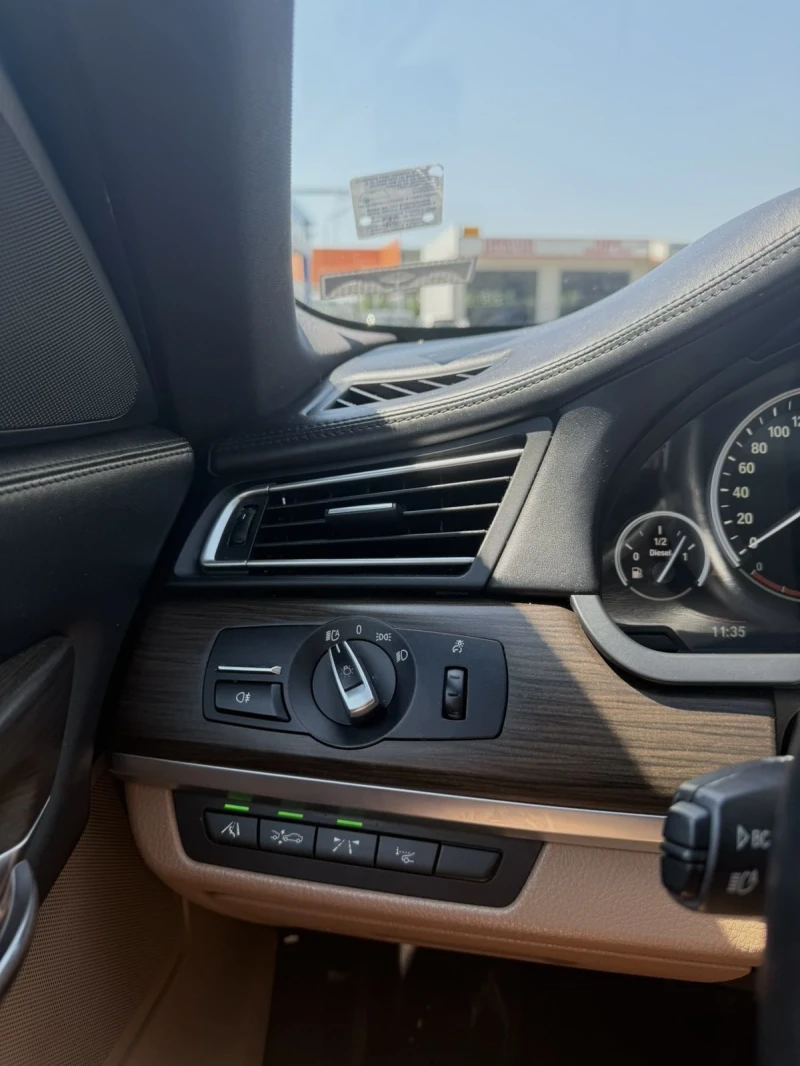 BMW 740, снимка 7 - Автомобили и джипове - 53023960