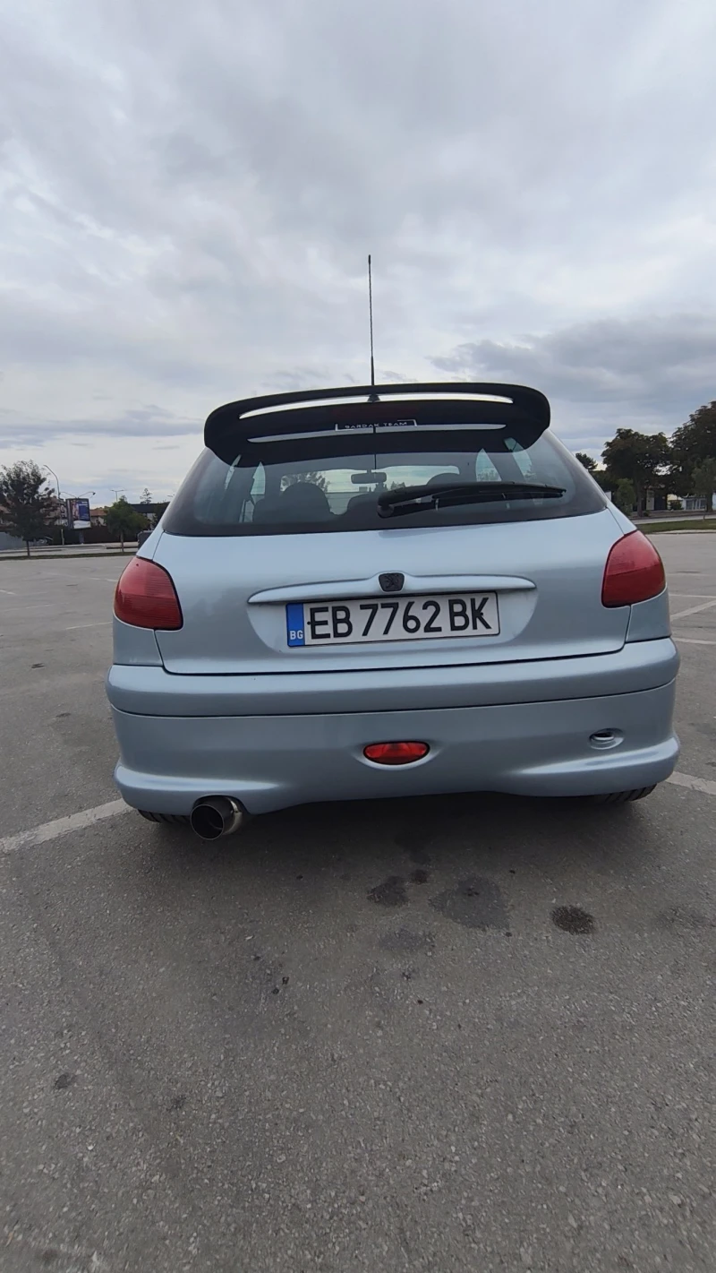 Peugeot 206 1.6 16v, снимка 2 - Автомобили и джипове - 53096129