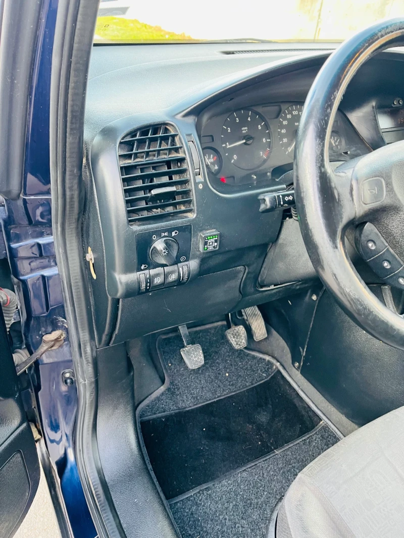 Opel Zafira 1.6i/ГАЗ, снимка 11 - Автомобили и джипове - 53145576