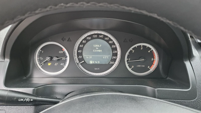 Mercedes-Benz C 200, снимка 9 - Автомобили и джипове - 53264104
