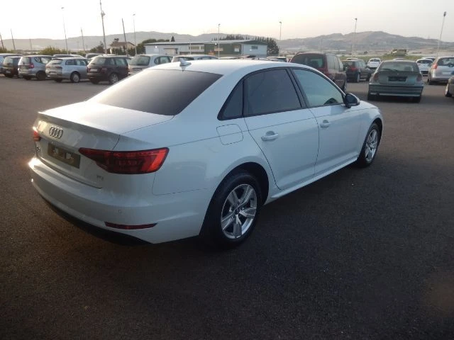 Audi A4 B9 sline, снимка 1 - Автомобили и джипове - 37418837