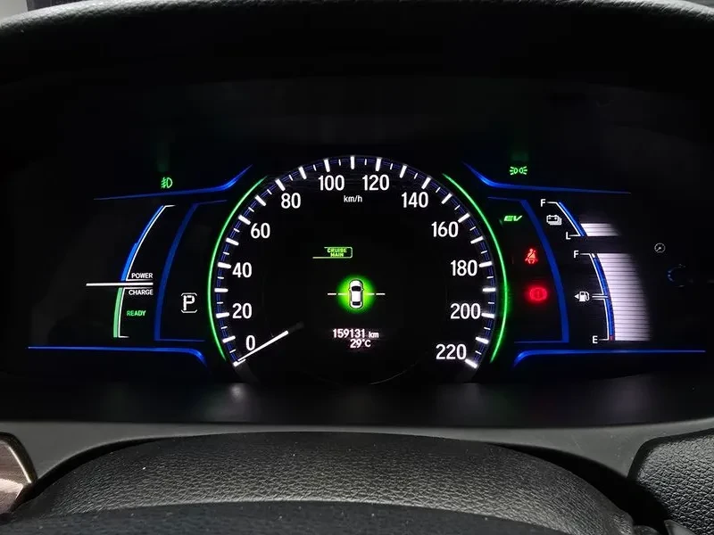Honda Accord 2.0 Hybrid - САМО 30% АВАНС!, снимка 8 - Автомобили и джипове - 55660038