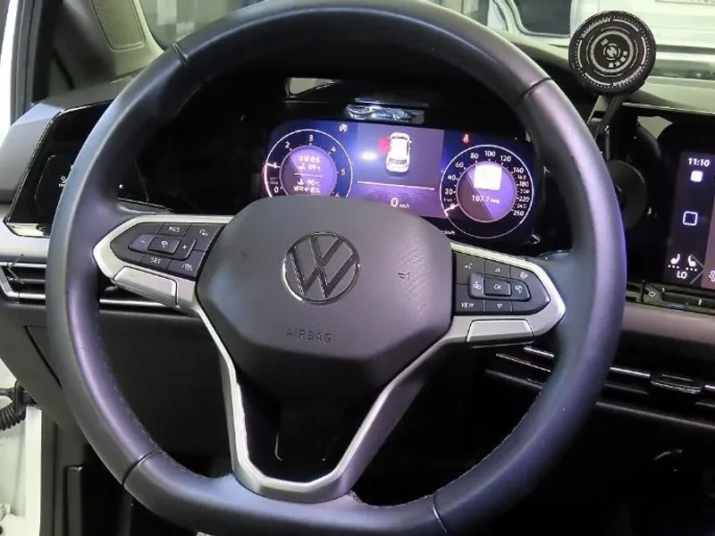 VW Golf 2.0 Tdi Prestige, снимка 8 - Автомобили и джипове - 55748396