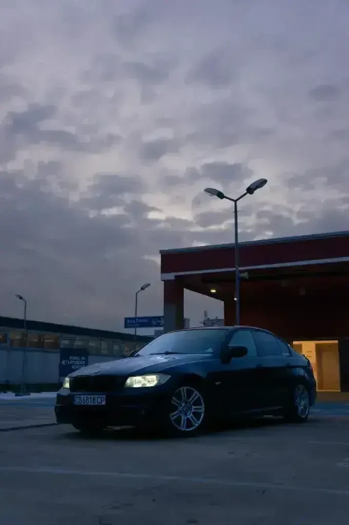 BMW 320