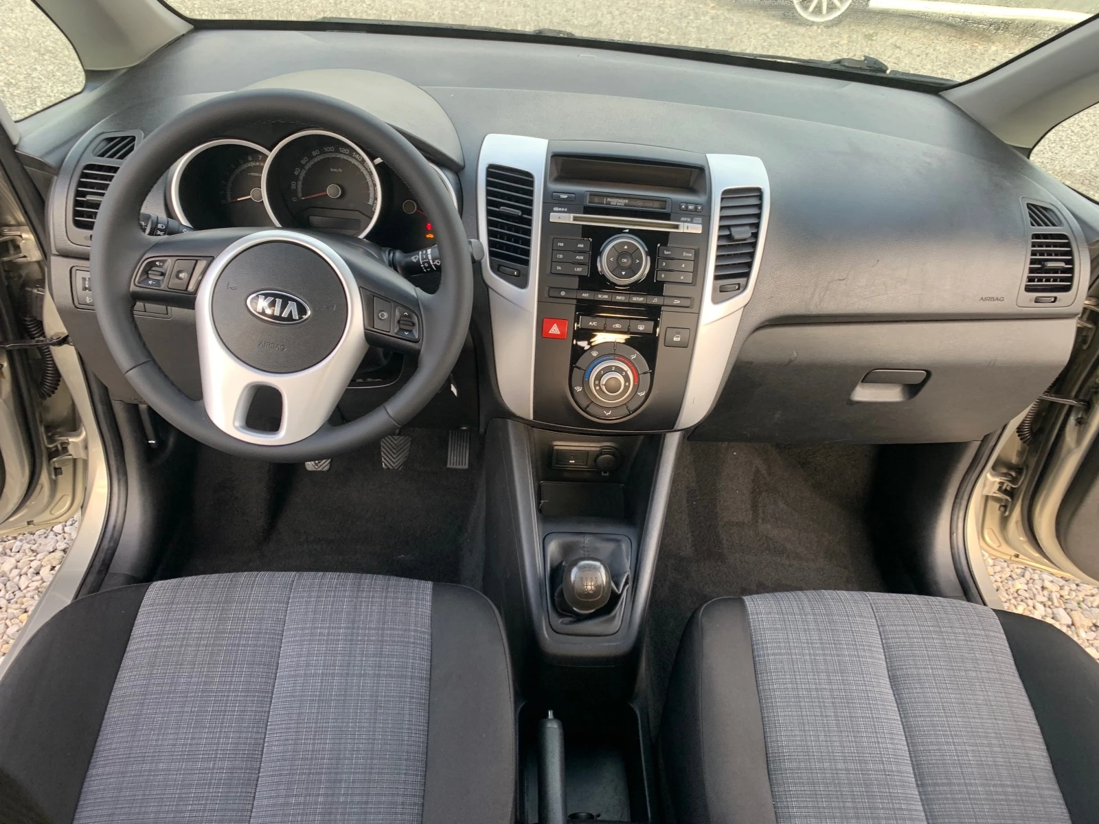 Kia Venga 1.4i-Газ | Mobile.bg — изображение 17